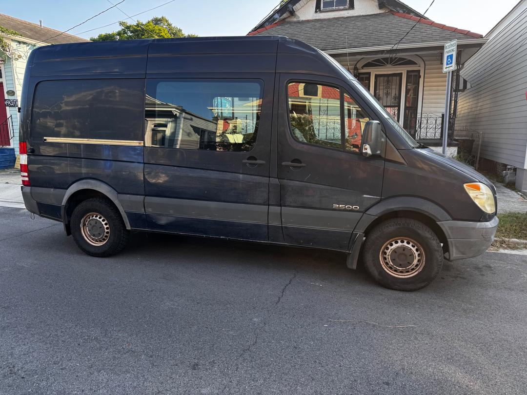 Dodge_2500 Sprinter Vans 