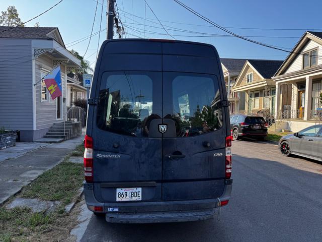 car_image_202x236