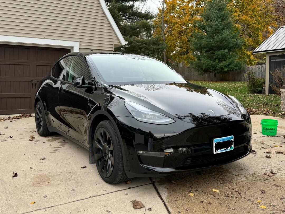 Tesla_Model Y 