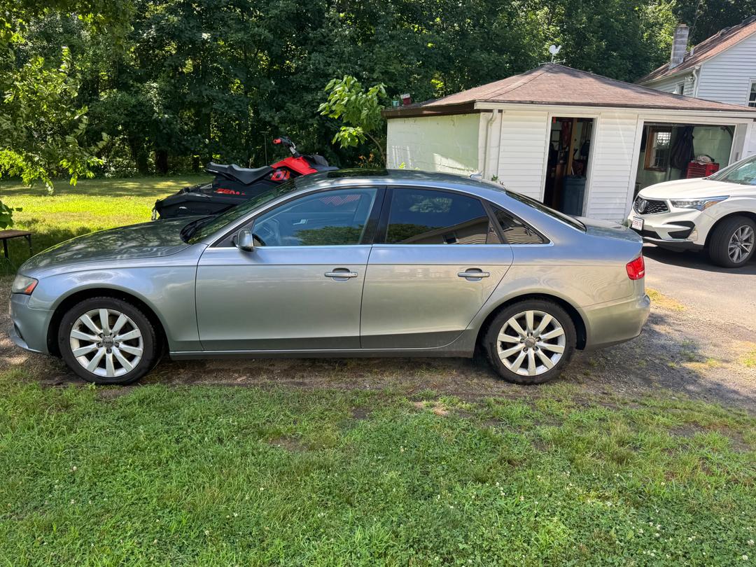 Audi_A4 