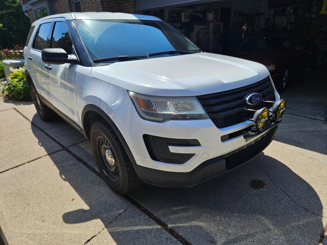 Ford_Explorer 