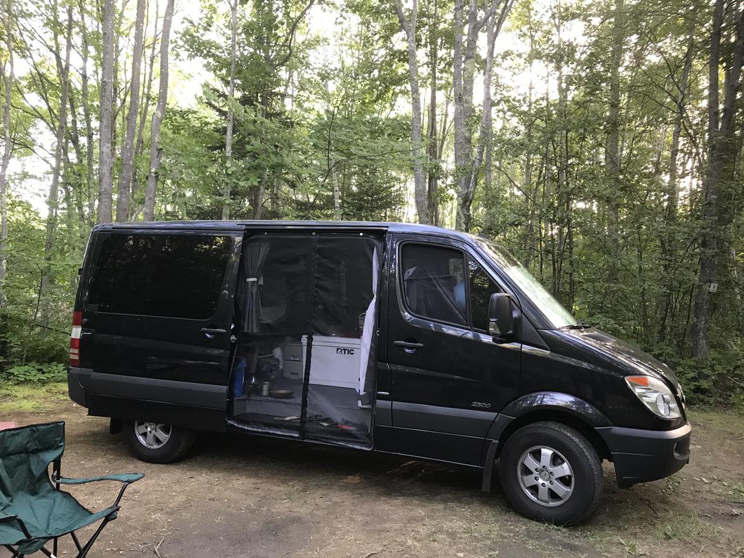Mercedes-Benz_Sprinter 2500 