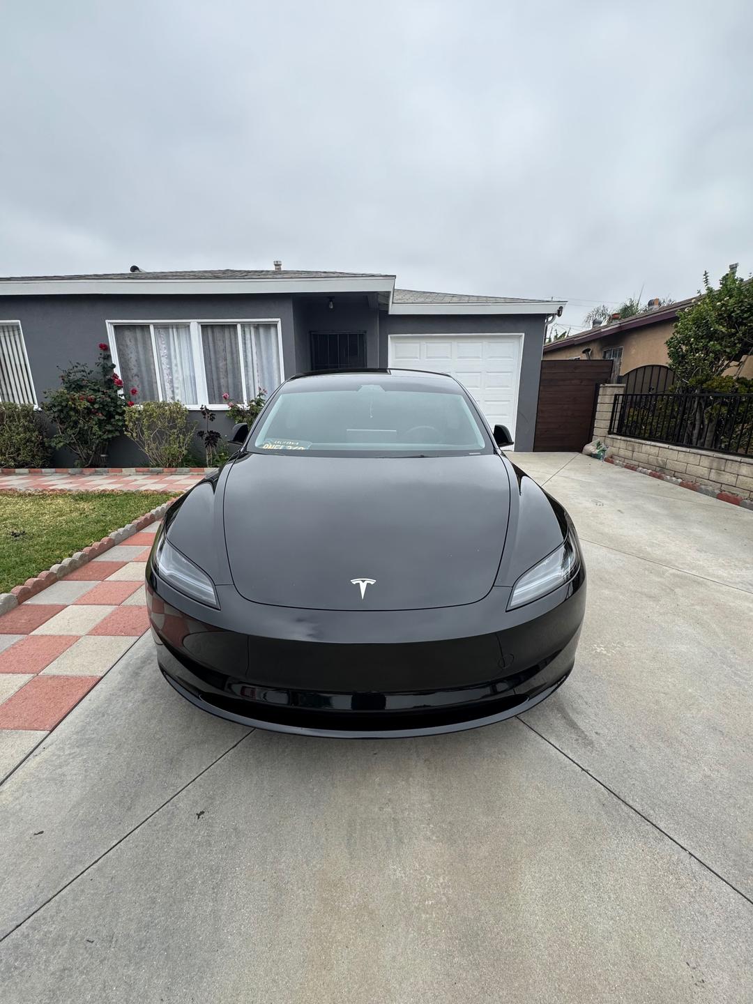 Tesla_Model 3 