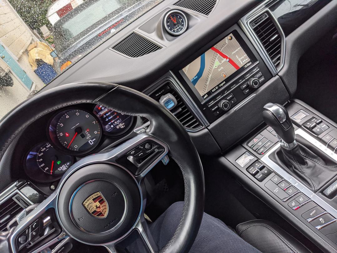 Porsche_Macan 