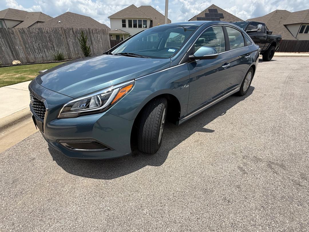 Hyundai_Sonata 