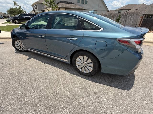 car_image_202x236