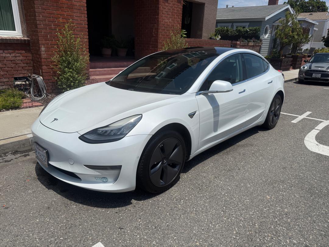 Tesla_Model 3 