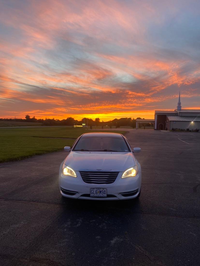 Chrysler_200 