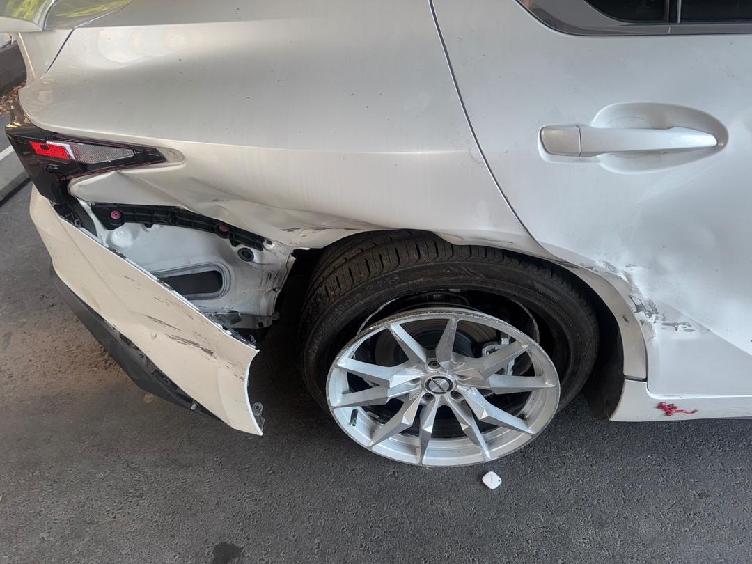 Lexus_IS 300 