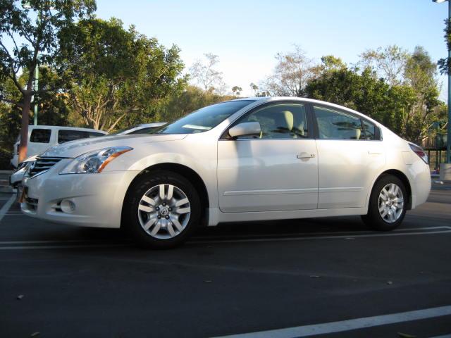 NISSAN_Altima 
