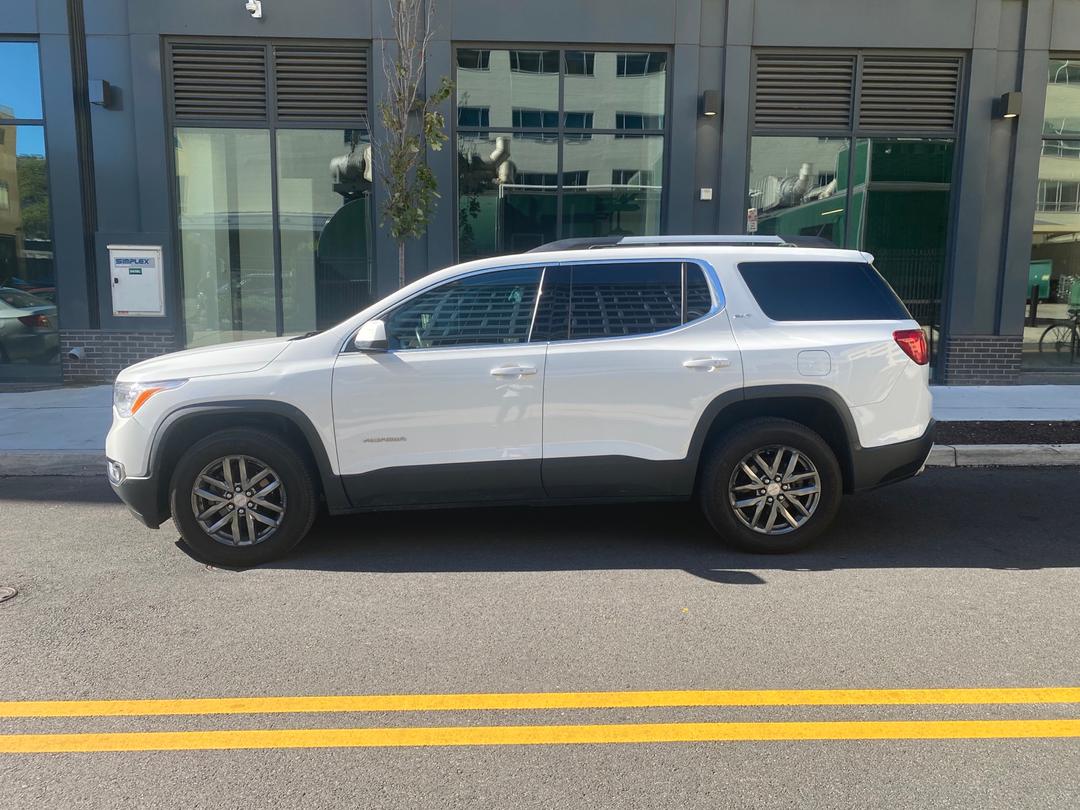 GMC_Acadia 