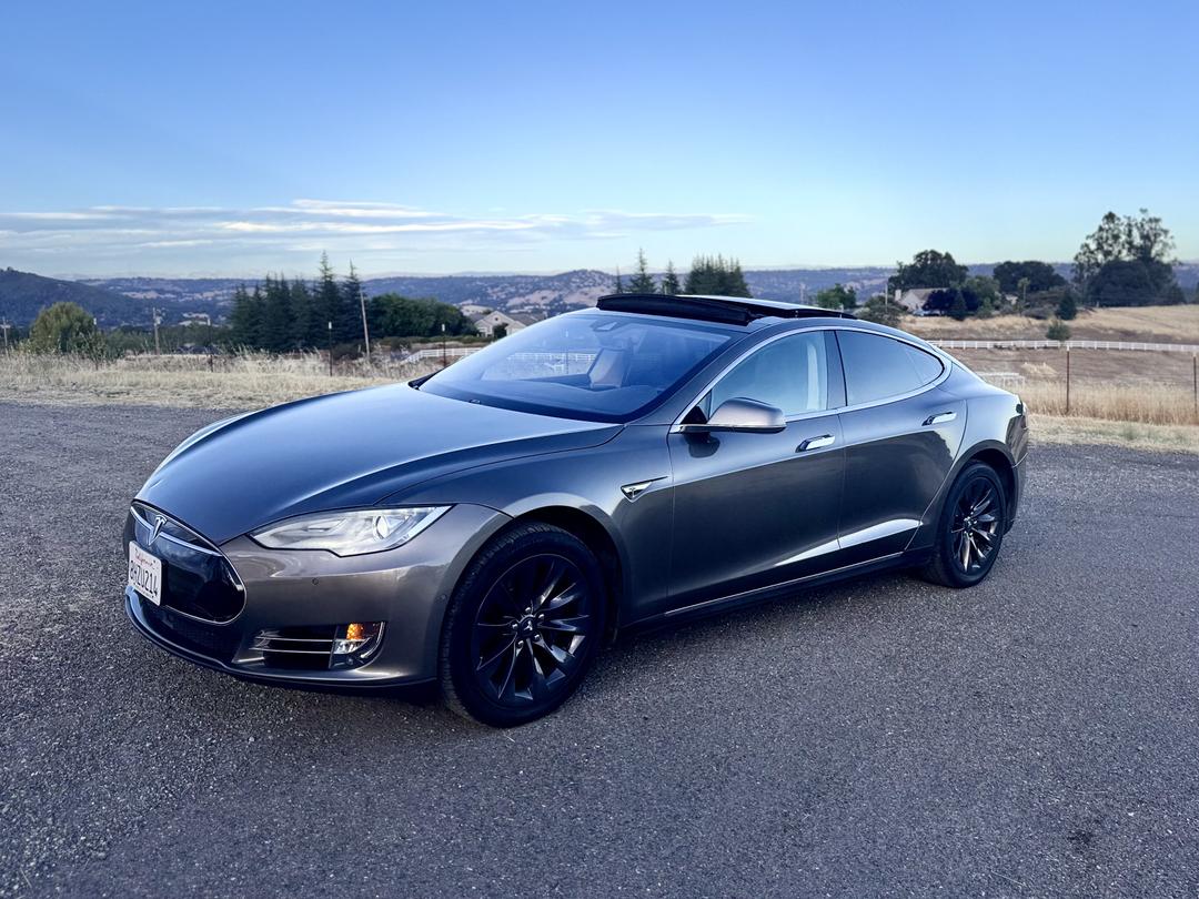 Tesla_Model S 