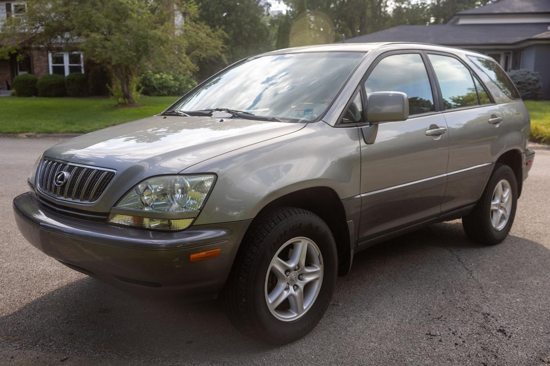 Lexus_RX 300 