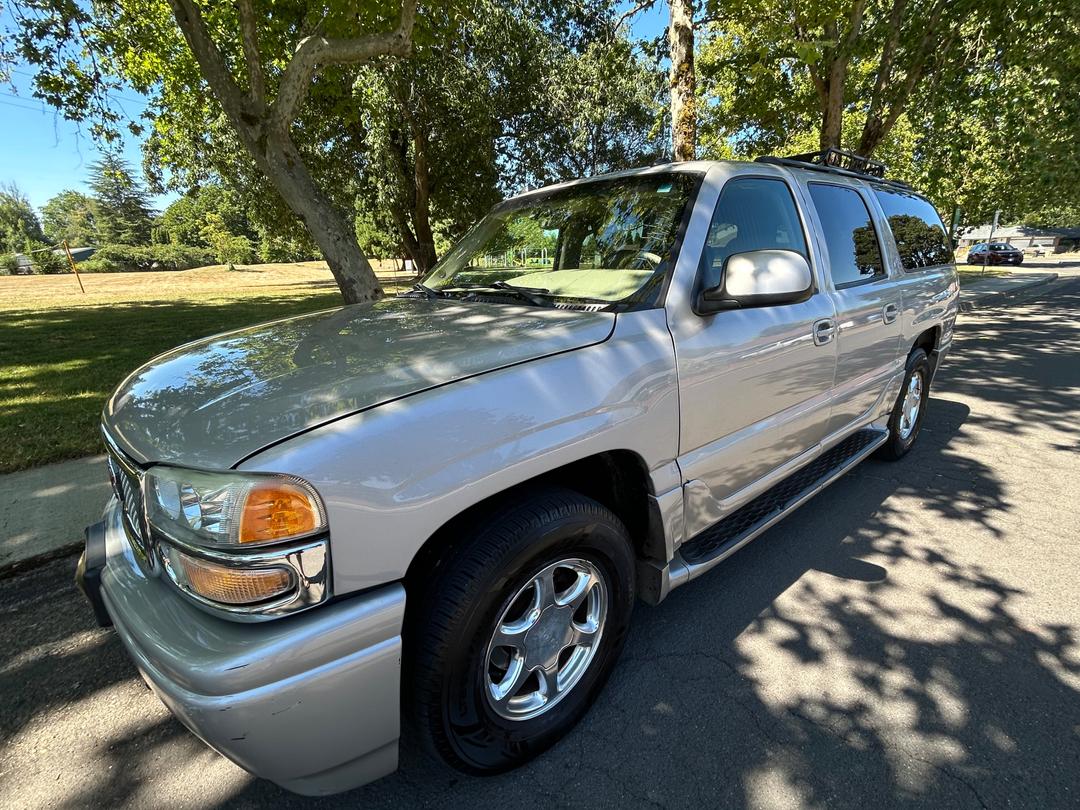 GMC_Yukon XL 