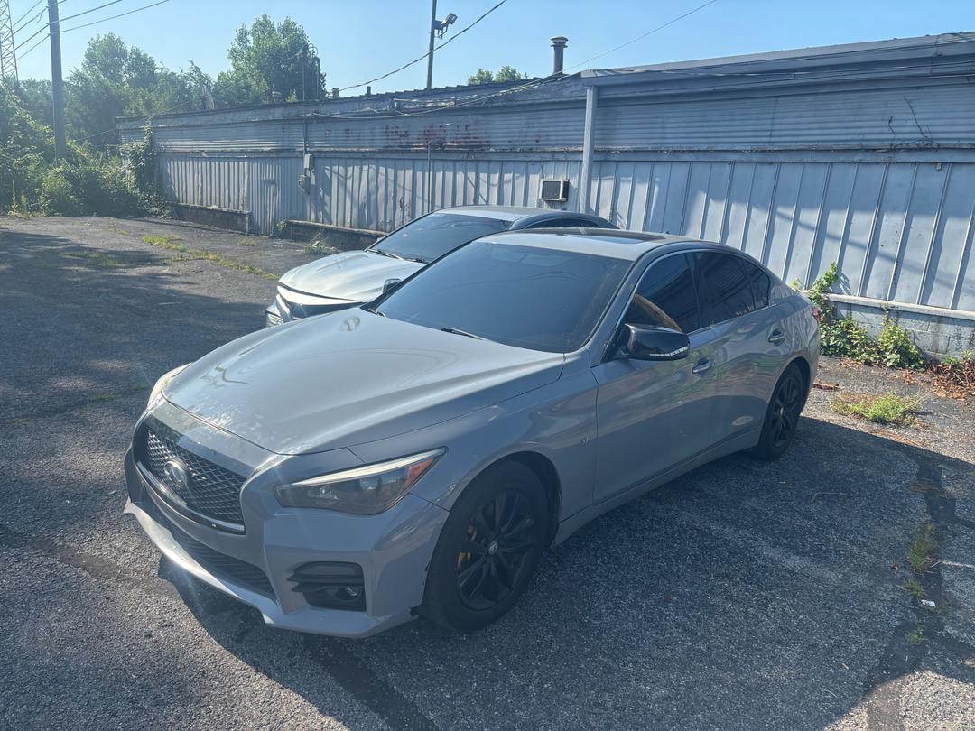 INFINITI_Q50 