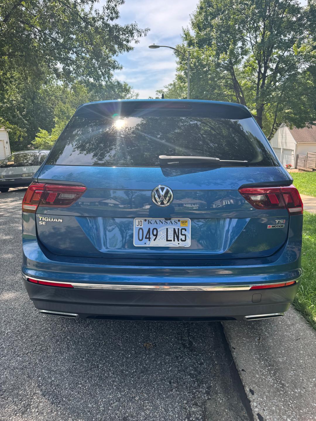 VOLKSWAGEN_Tiguan 
