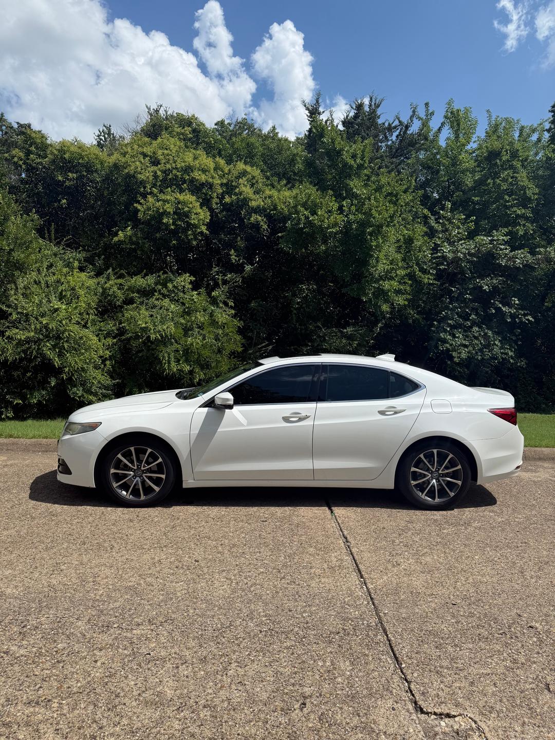 Acura_TLX 