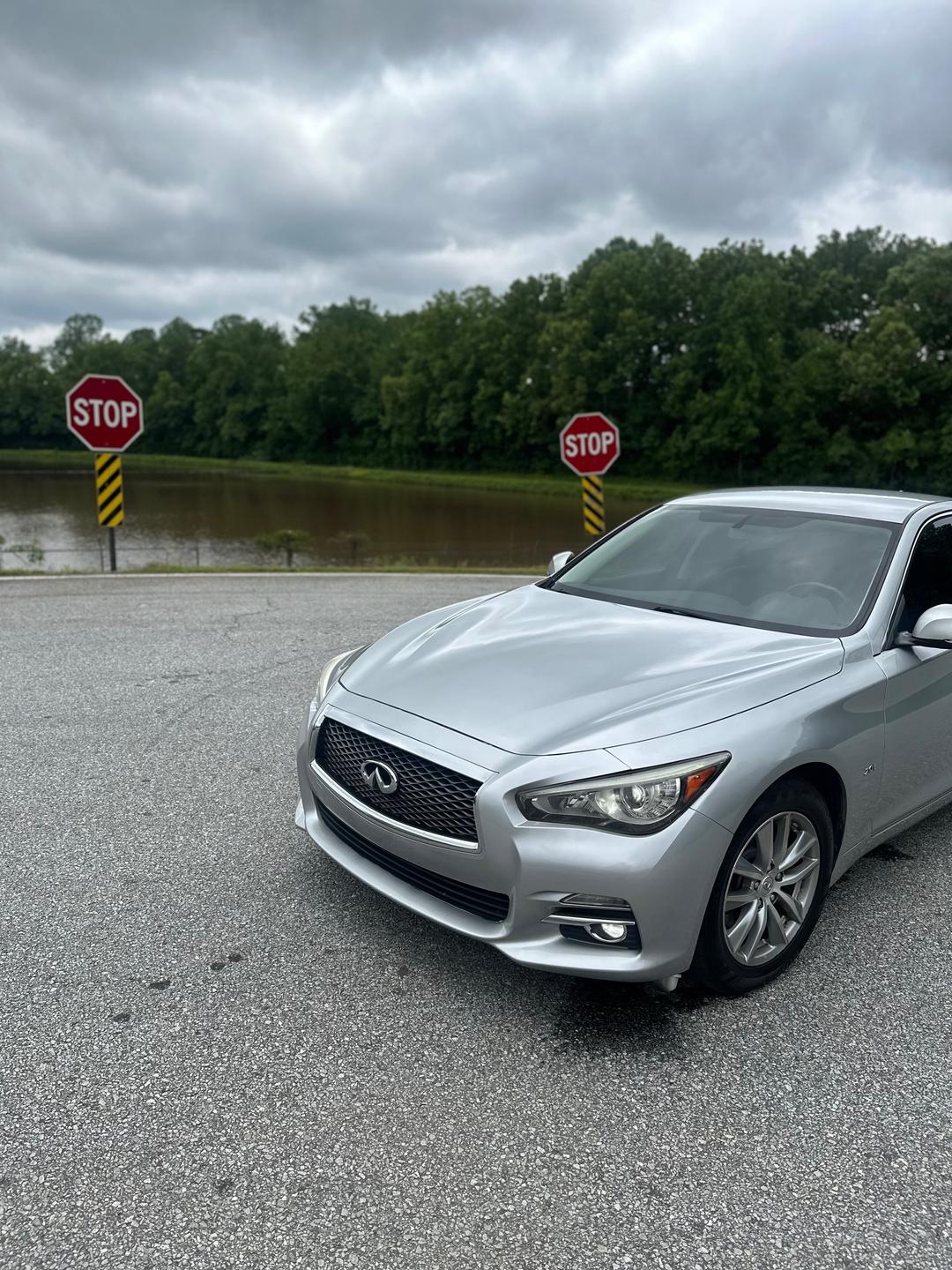 INFINITI_Q50 
