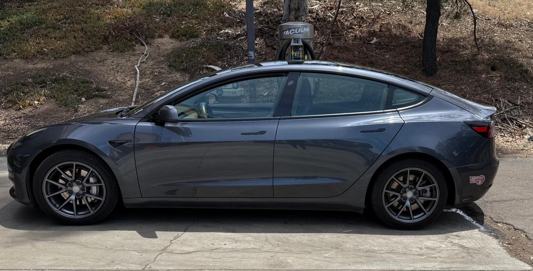 Tesla_Model 3 