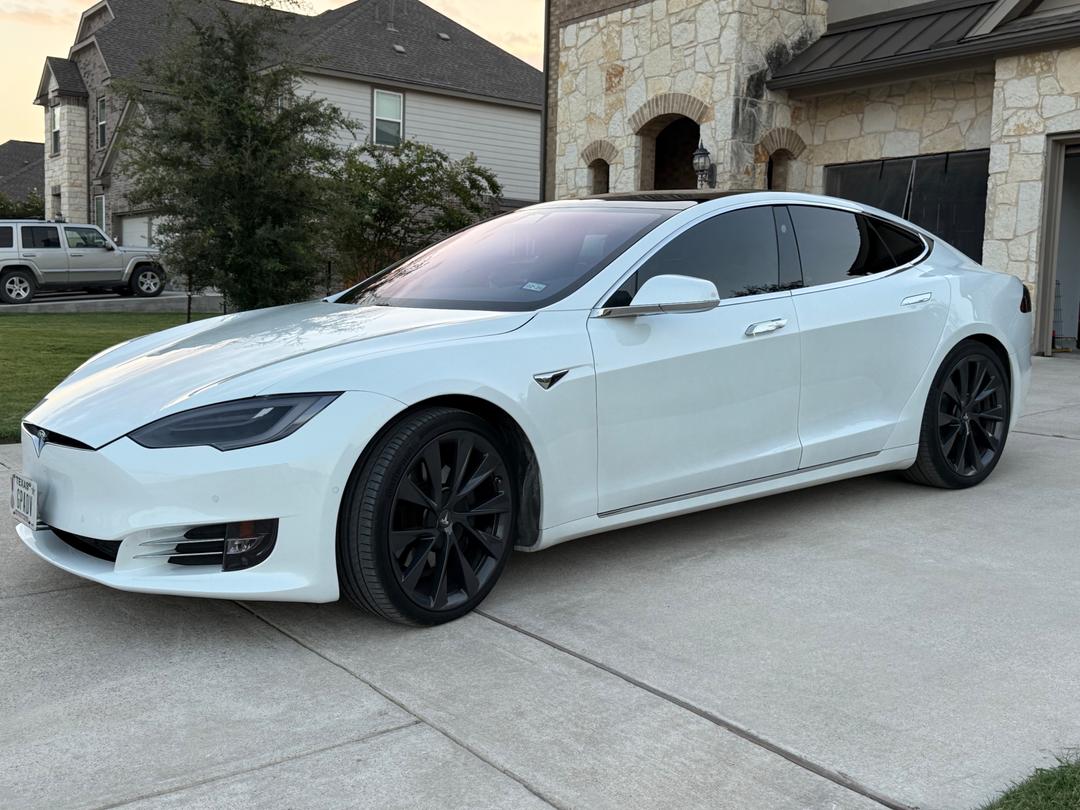 Tesla_Model S 