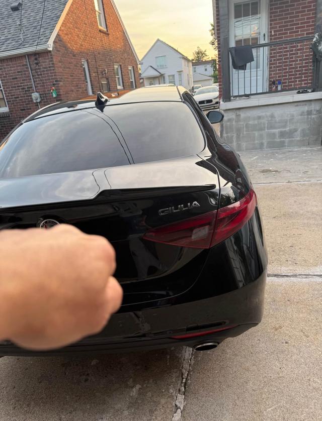 car_image_202x236