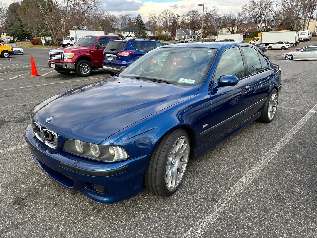 BMW_M5 