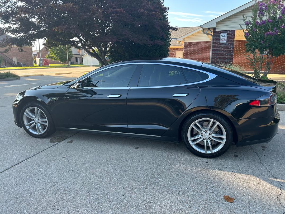 Tesla_Model S 