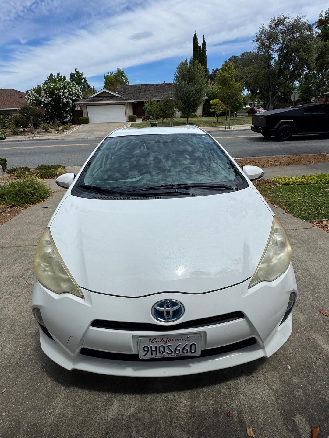 Toyota_Prius C 