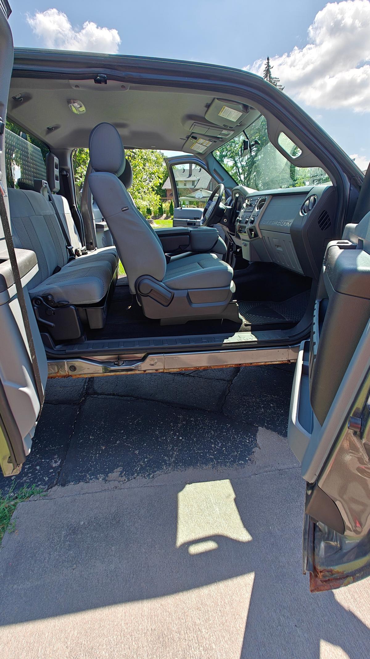 car_image_564x480 - 
