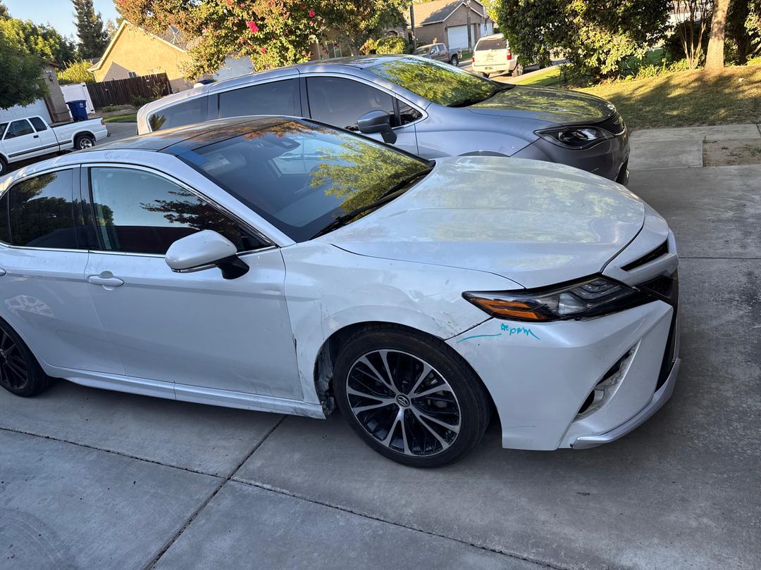 Toyota_Camry 