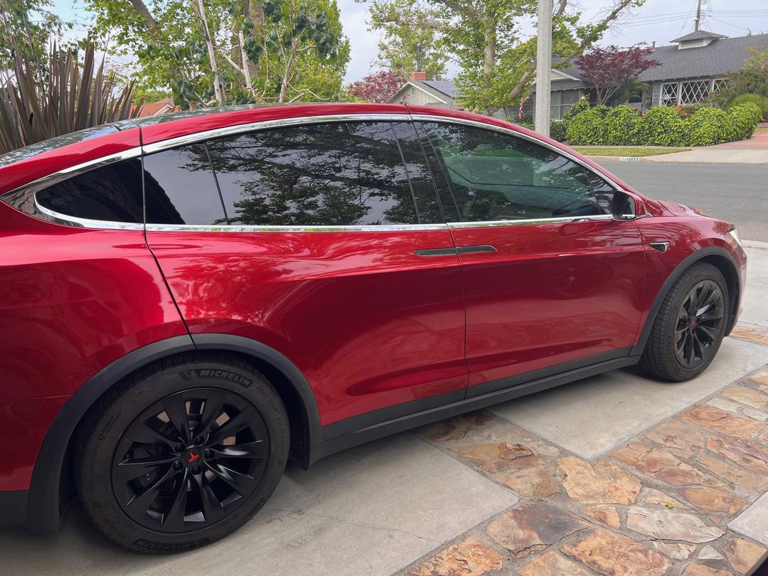 Tesla_Model X 