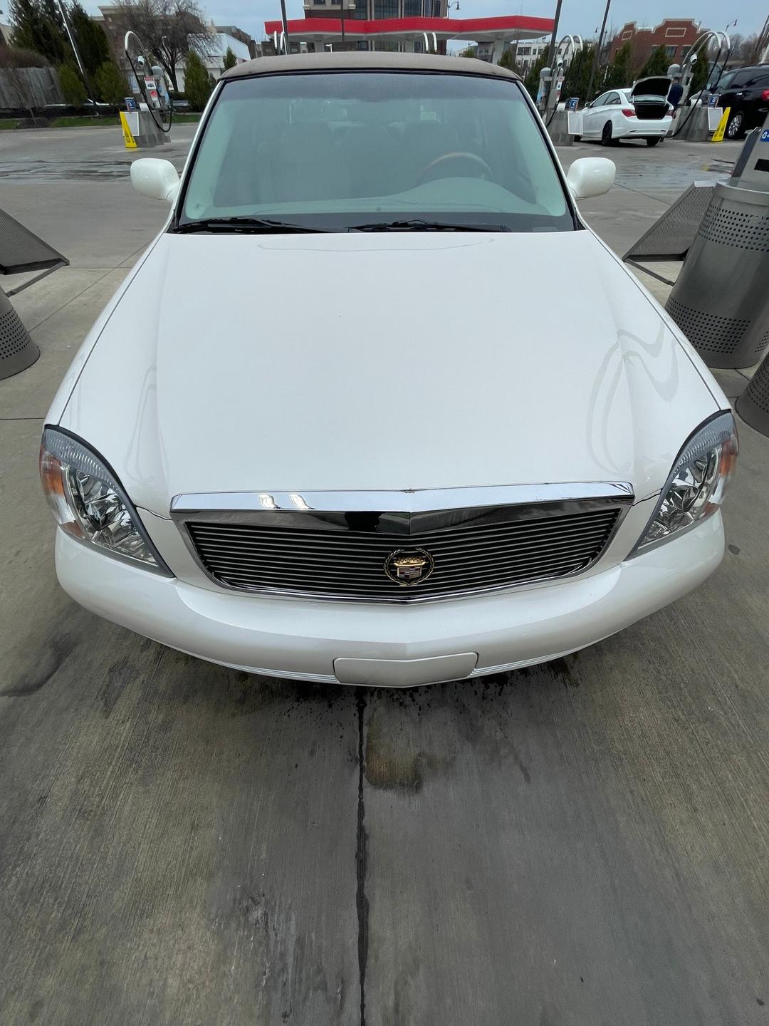 Cadillac_DeVille 