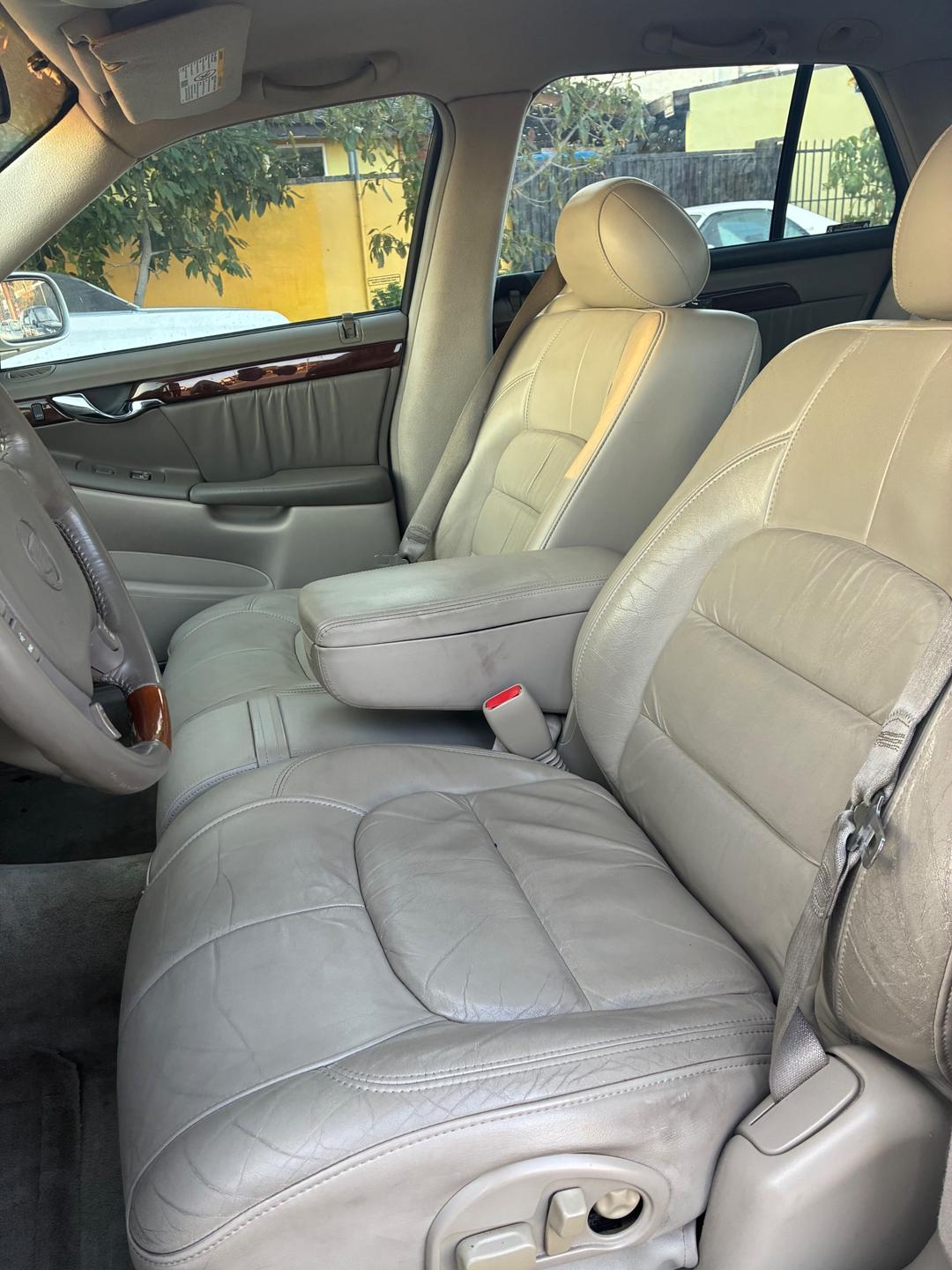 Cadillac_DeVille 