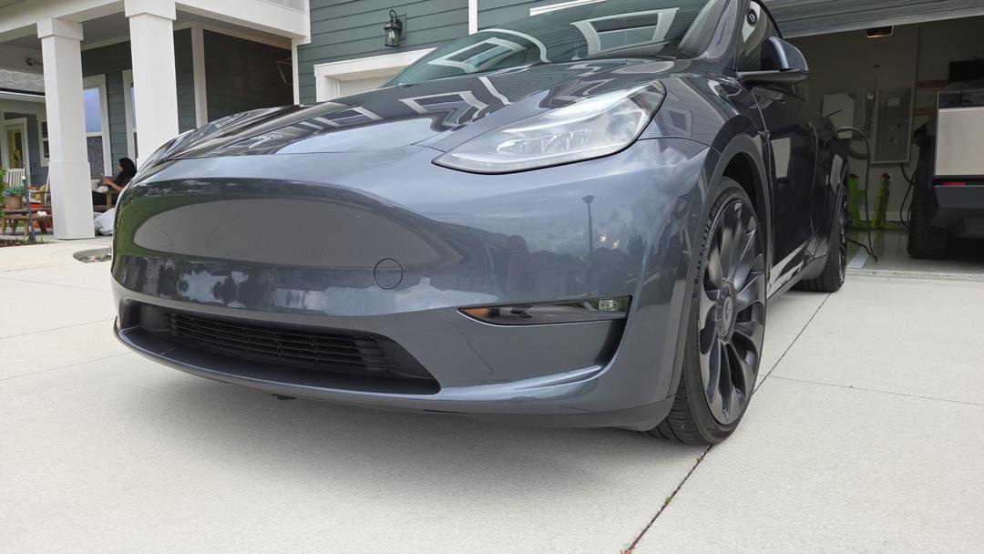 Tesla_Model Y 