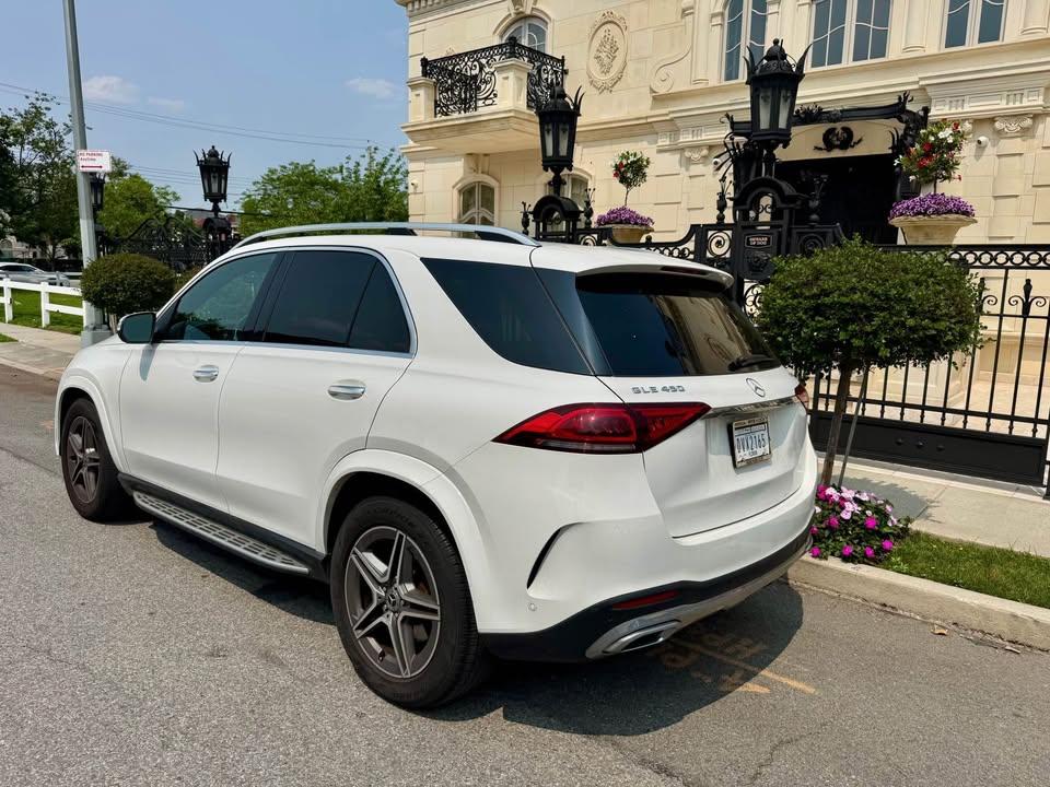Mercedes-Benz_GLE 