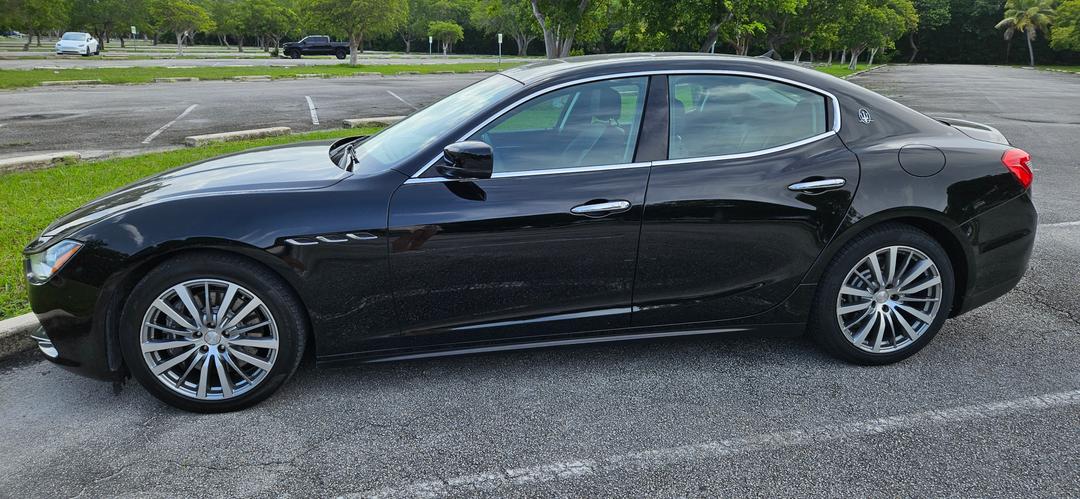 Maserati_Ghibli 