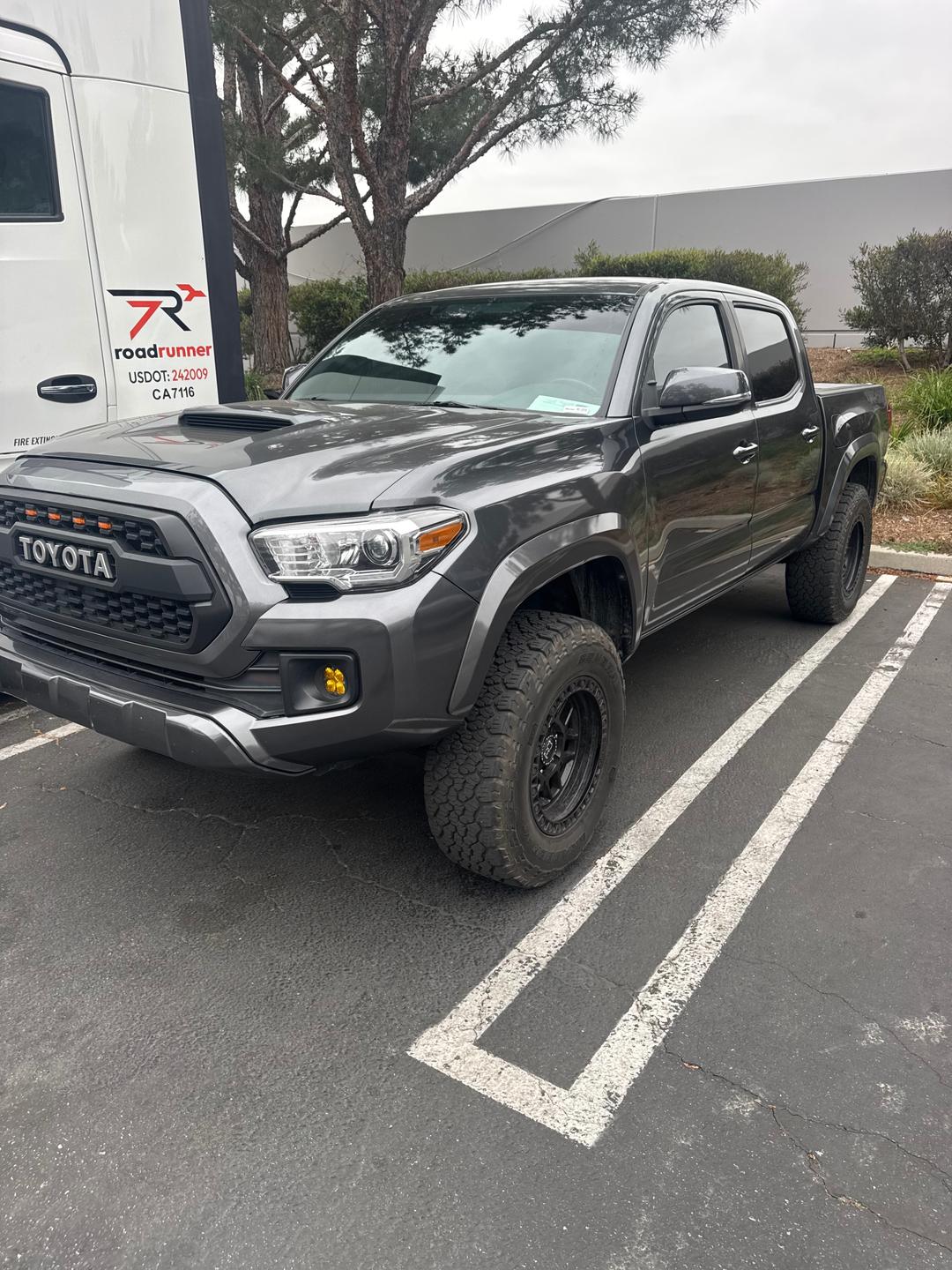 Toyota_Tacoma 