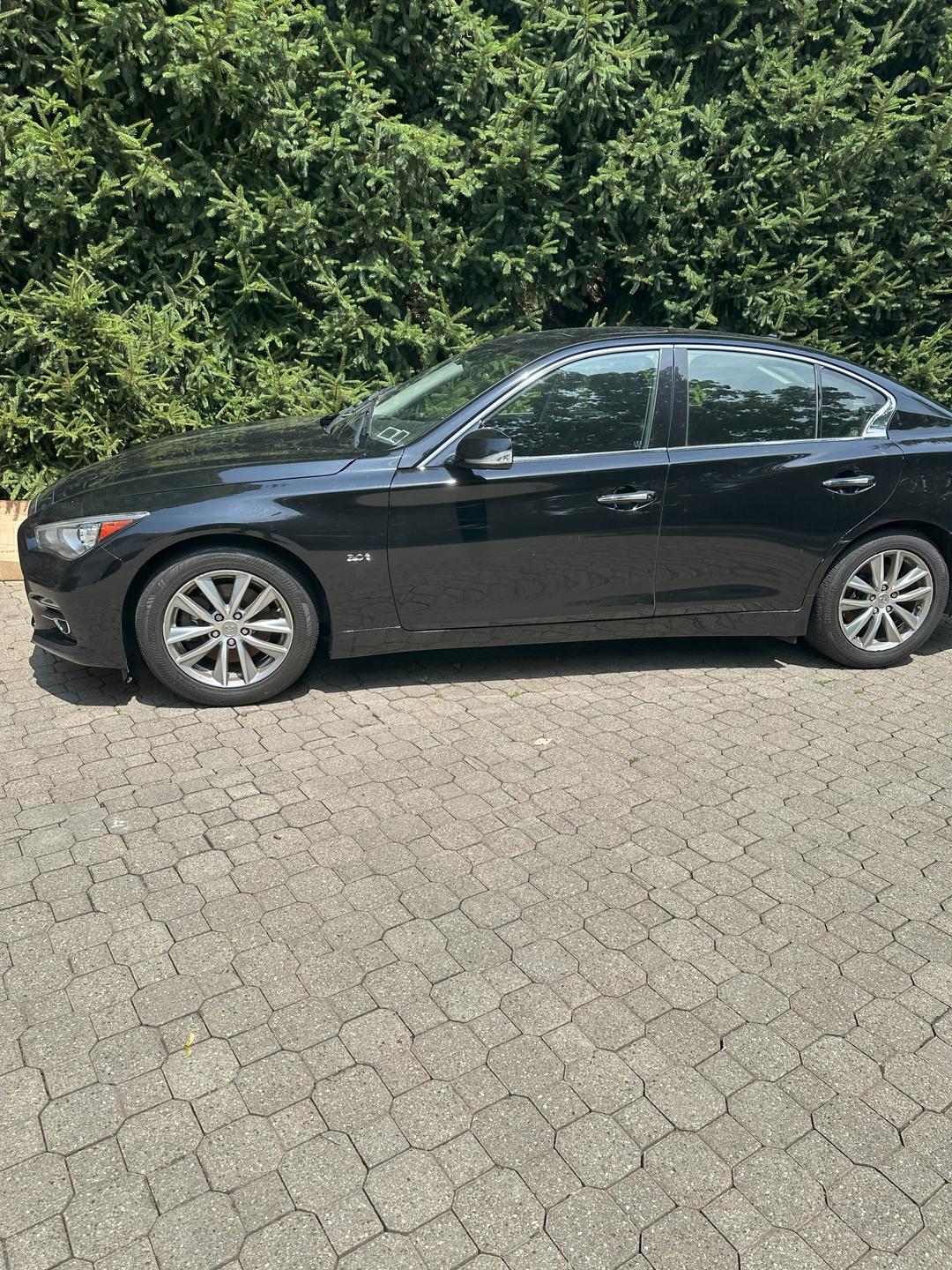 INFINITI_Q50 