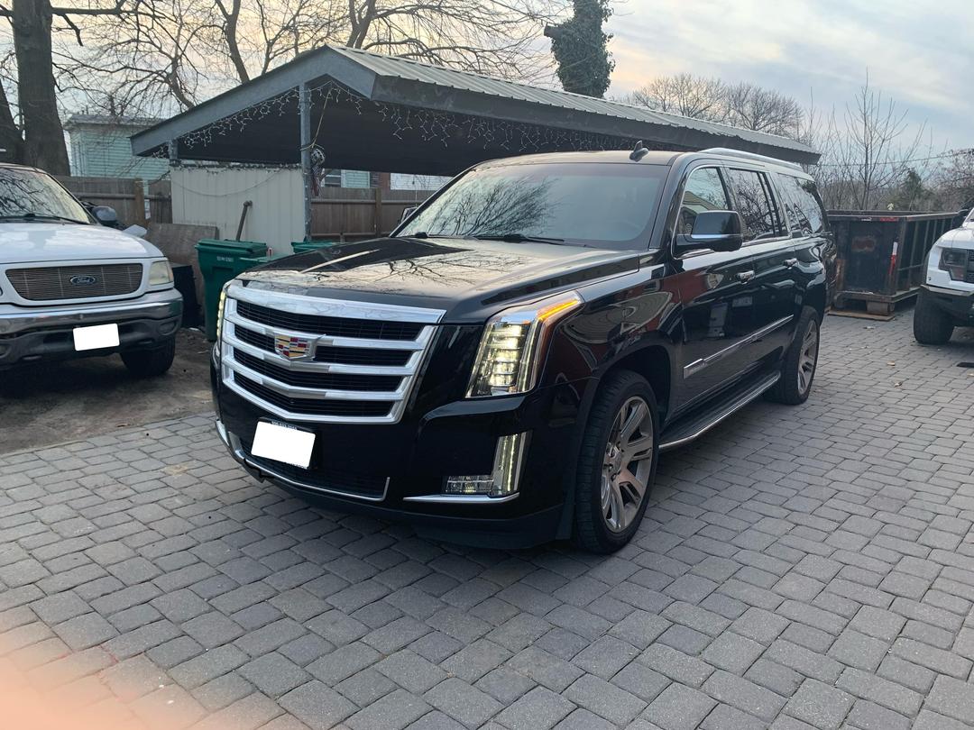 Cadillac_Escalade 