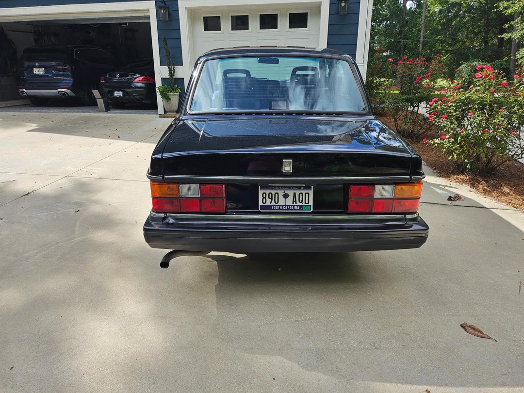 Volvo_240 