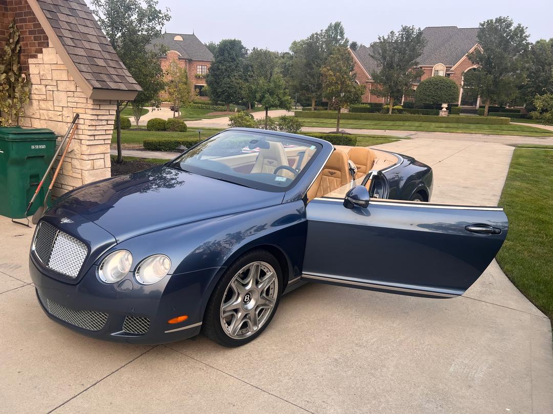 bentley _Continental GTC Convertible 