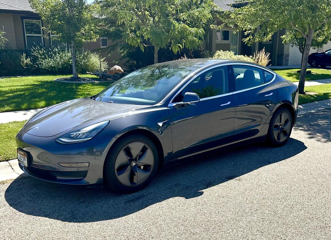 Tesla_Model 3 