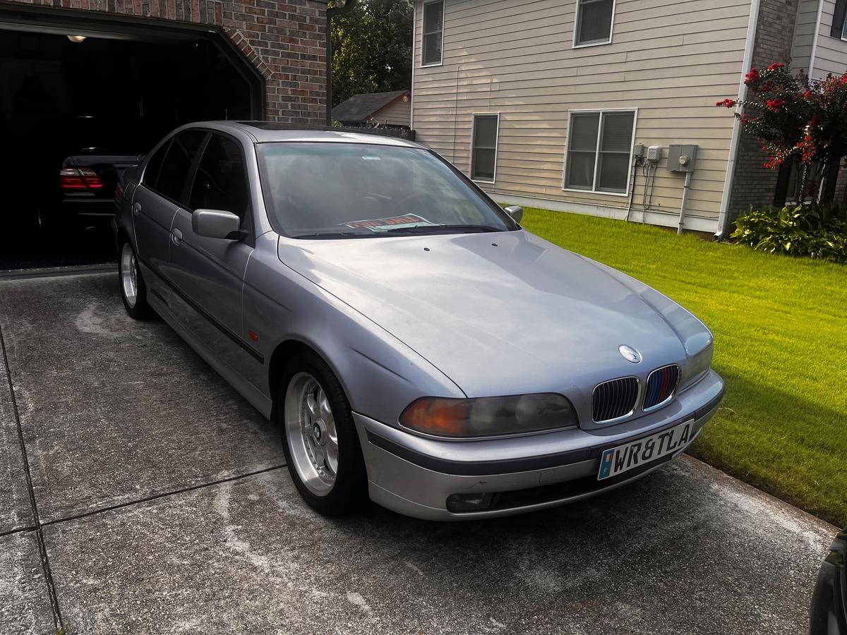 car_image_564x480 - 