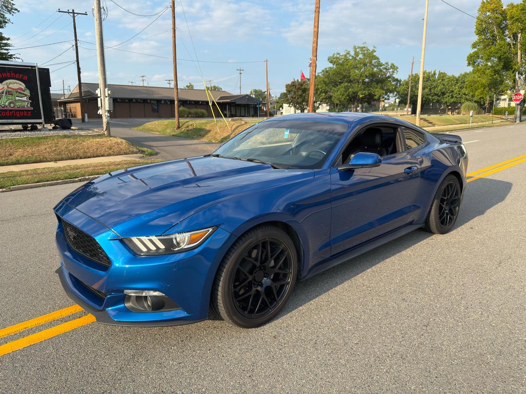 Ford_Mustang 