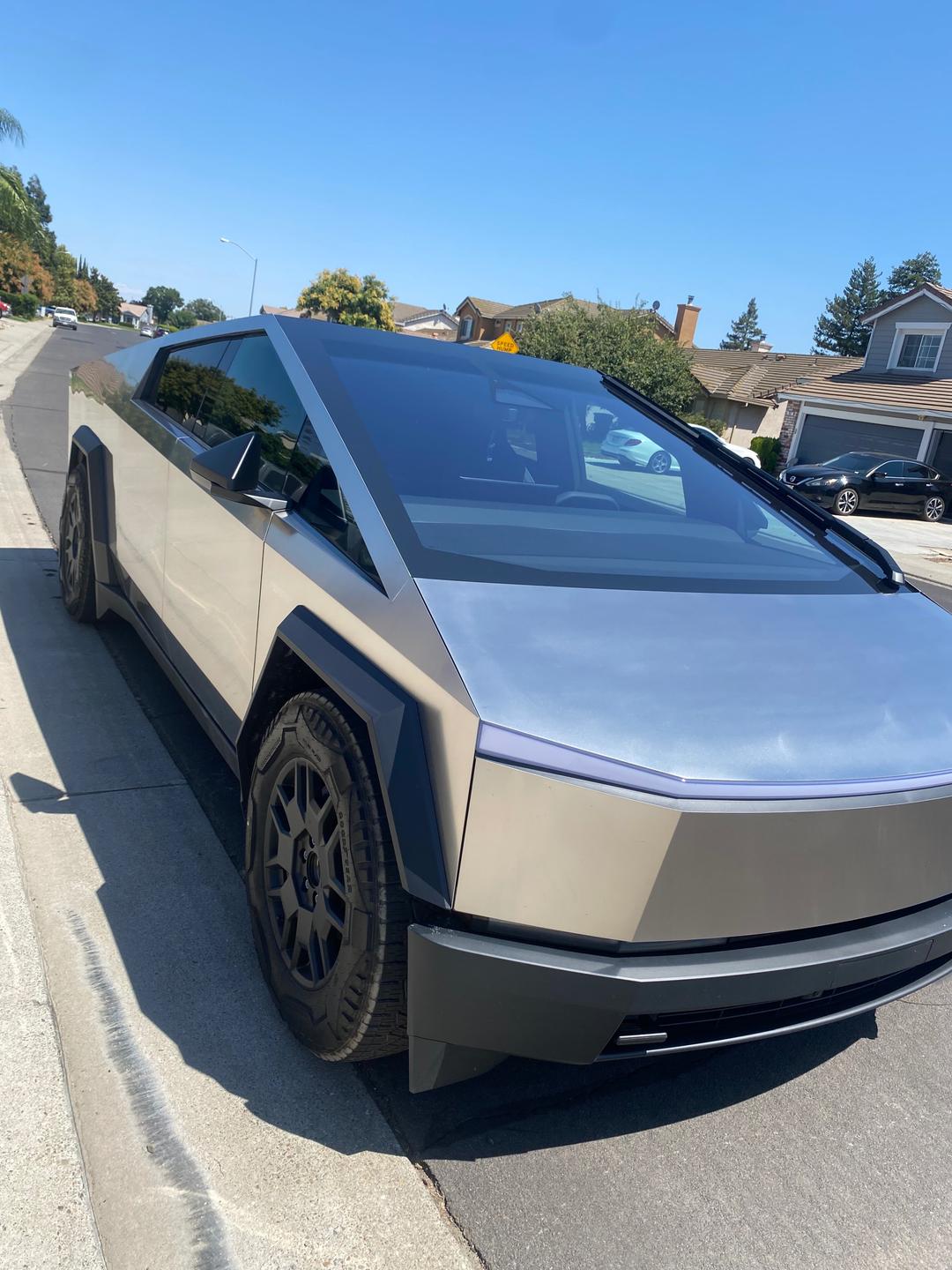 Tesla_Cybertruck 