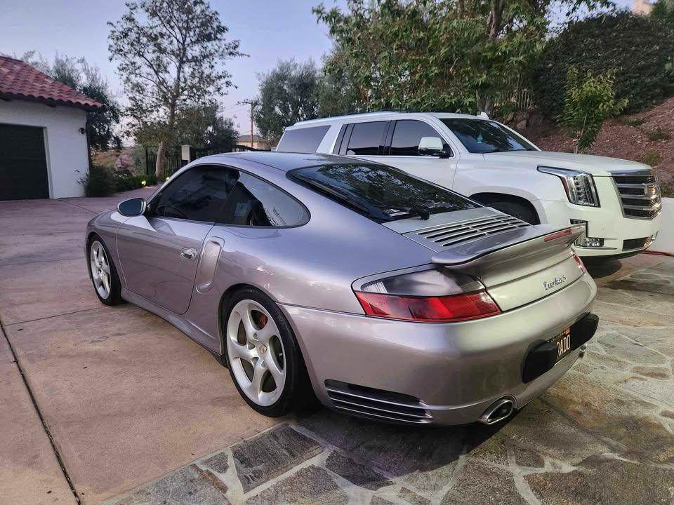 Porsche_911 Carrera 2 