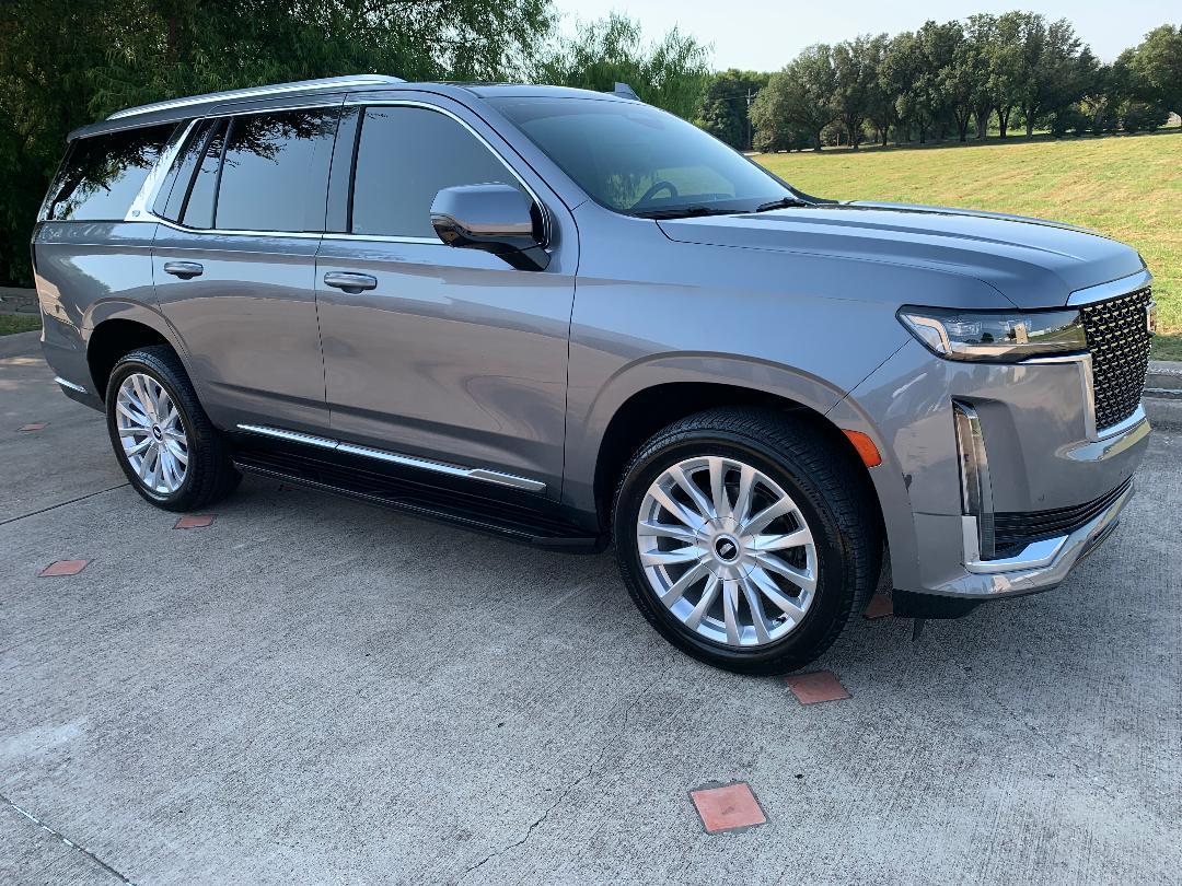 CADILLAC_Escalade 