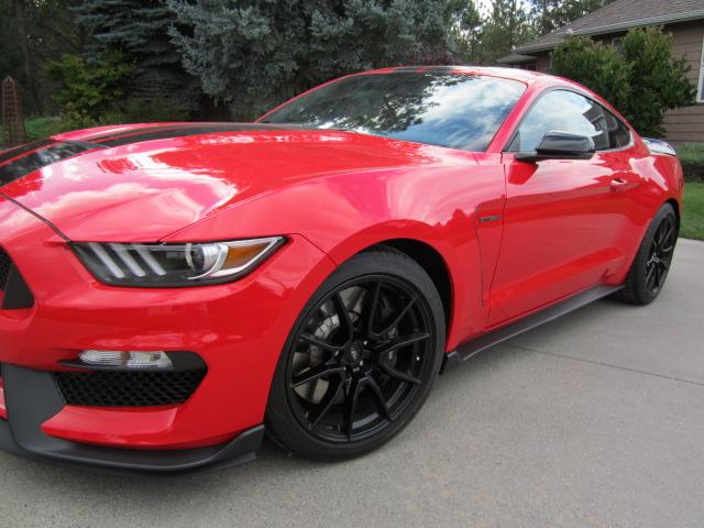 Ford_Mustang 
