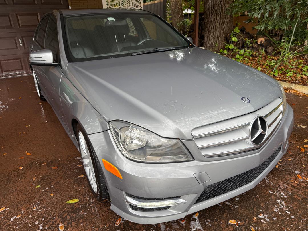 Mercedes-Benz_C Class 