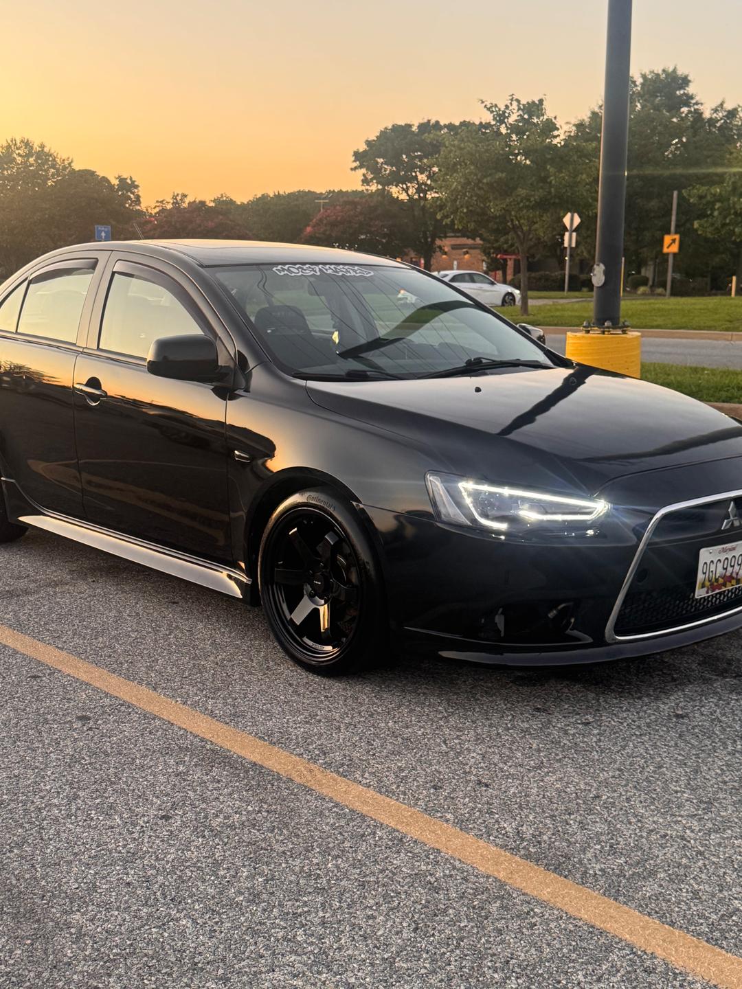 Mitsubishi_Lancer 
